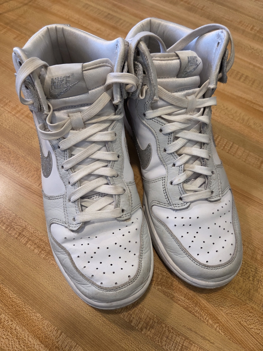 Nike Women’s High-Top Sneakers in White and Light Gray